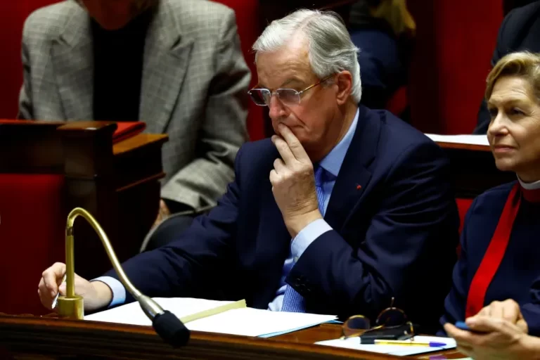 Read more about the article France’s Political Crisis Deepens as Government Toppled by No-Confidence Vote